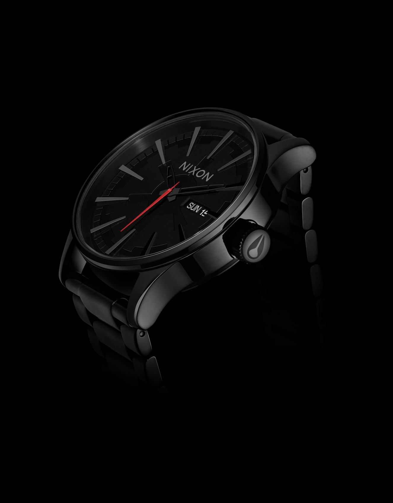 Nixon-Shot2_01_WEB_StillLife